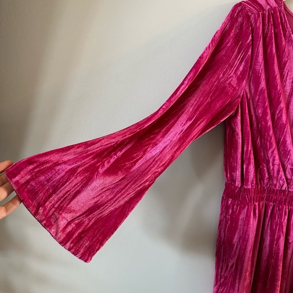 A new day- pink velour jumpsuit - Picture 4 of 4